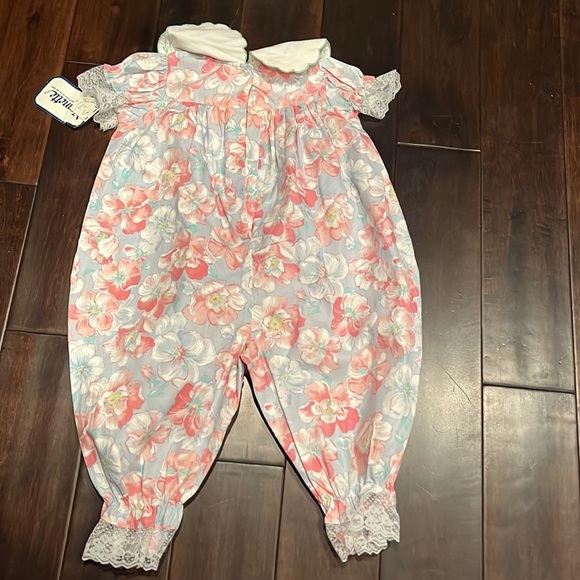 NWT Vintage Romper🌈 - Picture 5 of 5